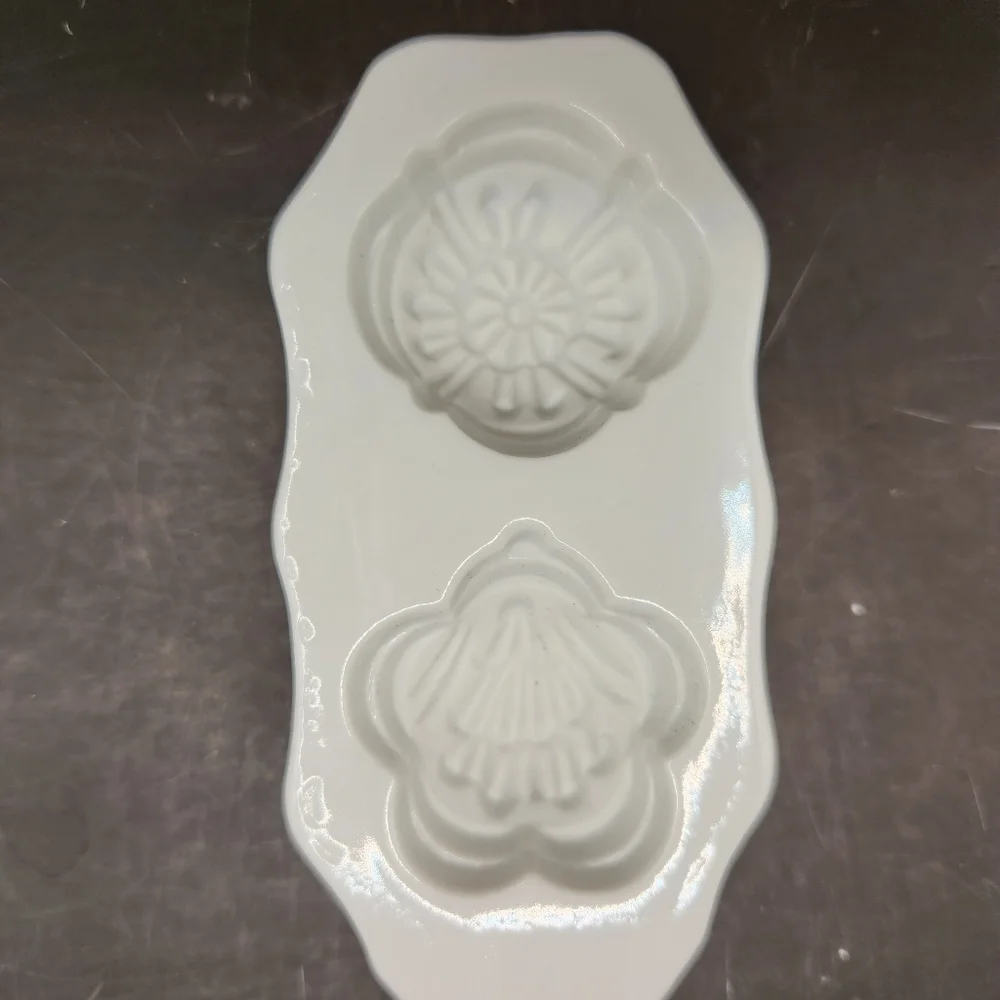 Vintage Schmid Brothers Floral White Porcelain Butter Mold Heritage Collection